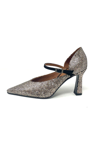 Marian Pointed Court With Black Strap