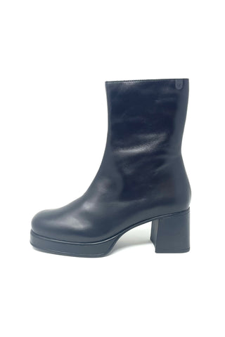 Valerias Platform Boot