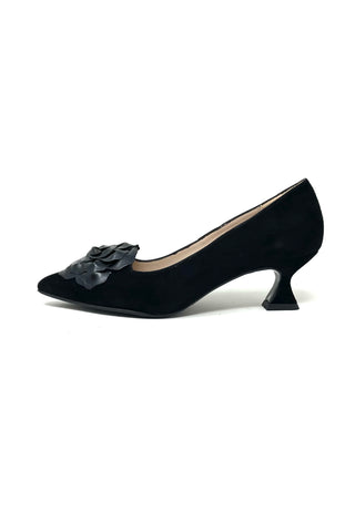 Marian Kitten Heel Court With Flower Trim