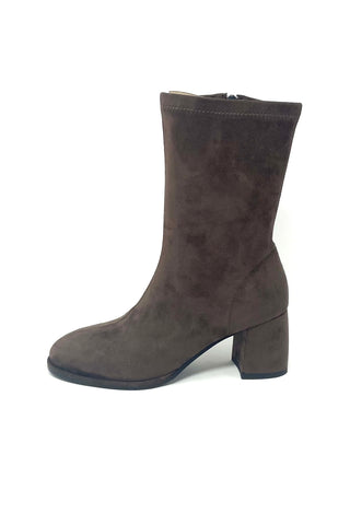 Pedro Anton Stretch Leg Ankle Boot.
